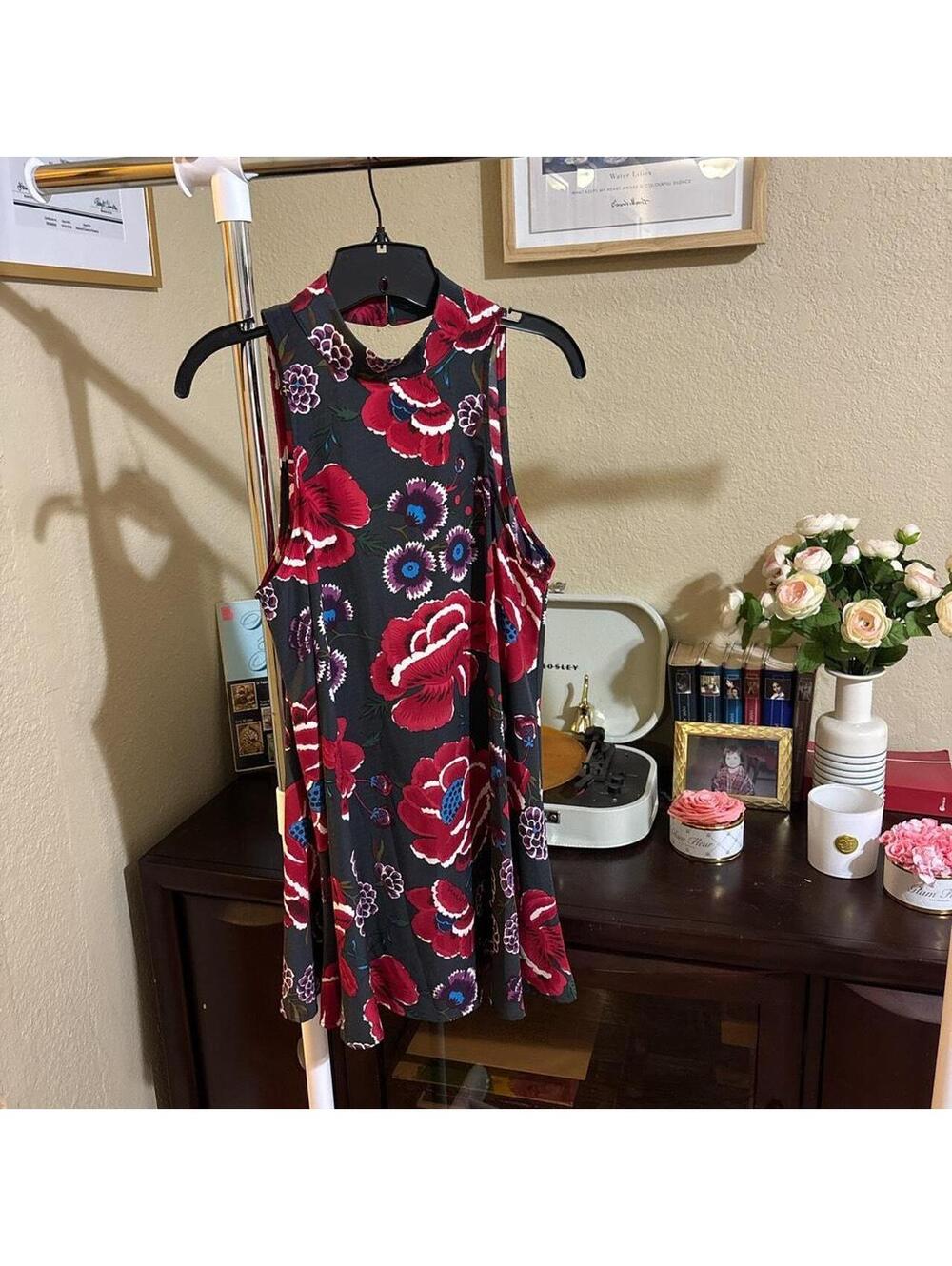 Floral mini dress